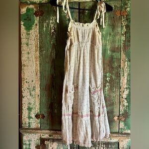 Billabong linen dress with pockets